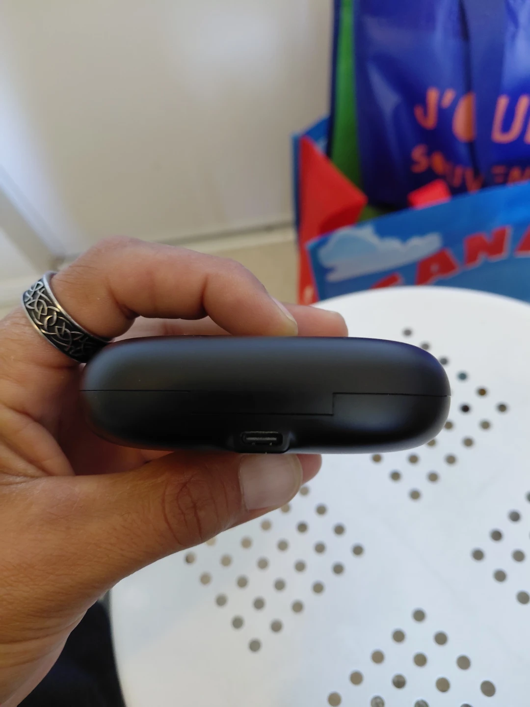 BUGANI Wireless Earbuds with Charging Case - photo 4