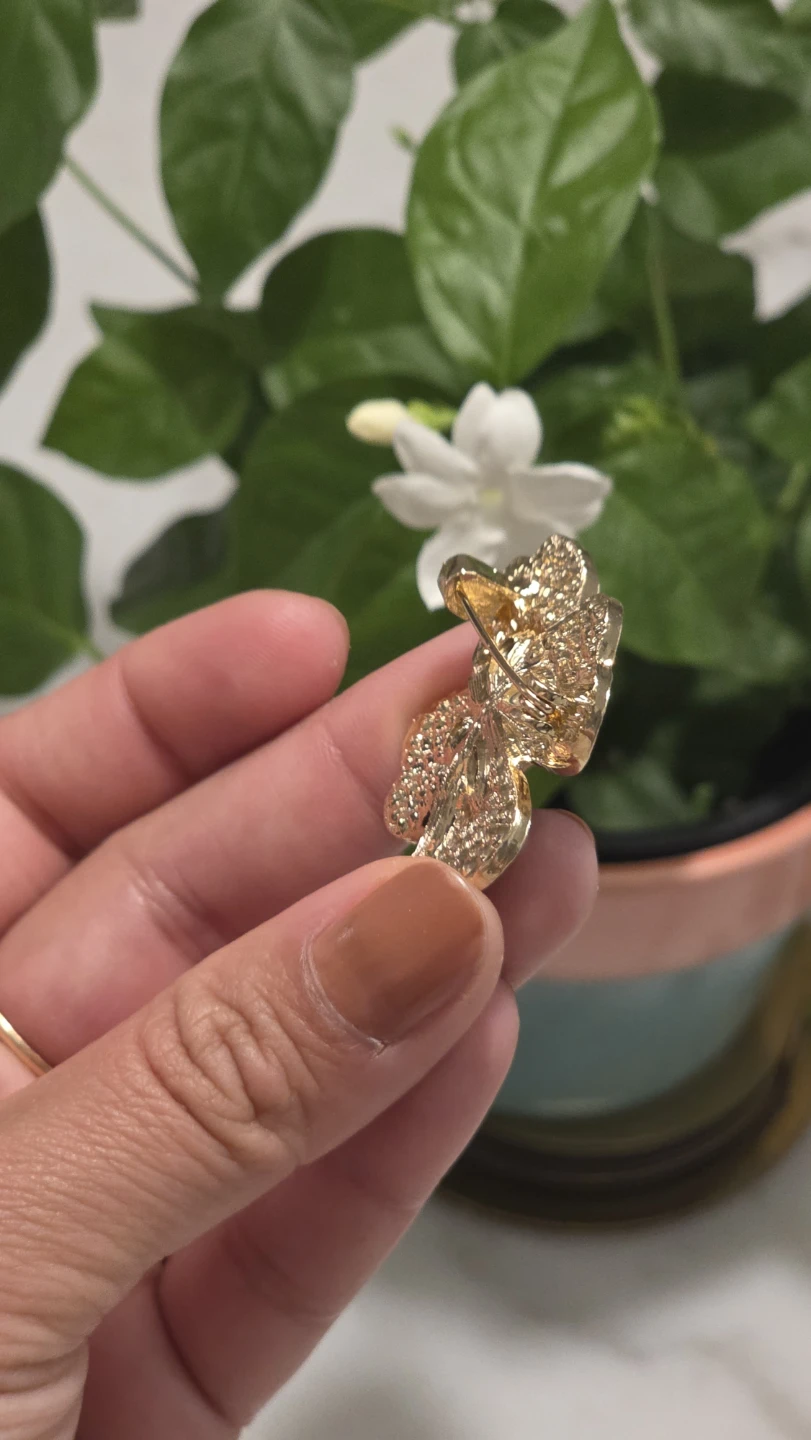 Sparkly Four Leaf Clover Brooch Pin - photo 4