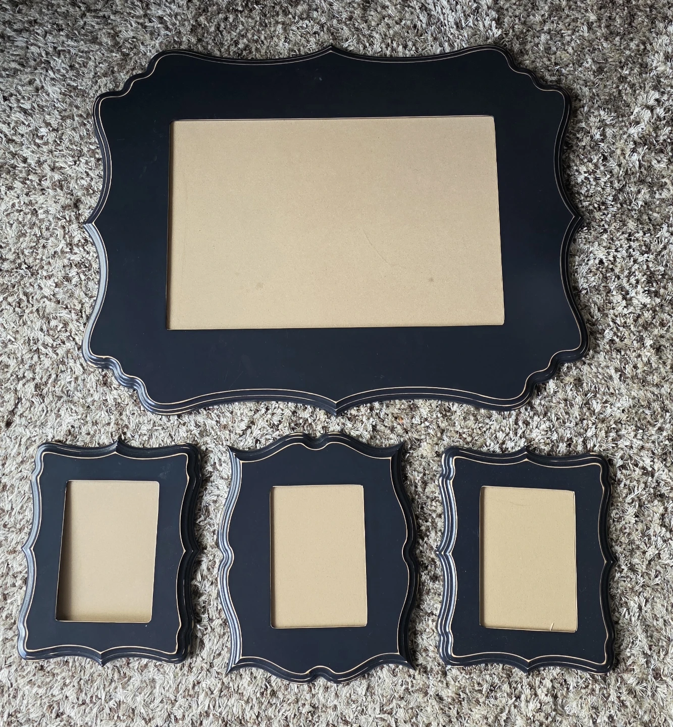 Black Decorative Picture Frame Set