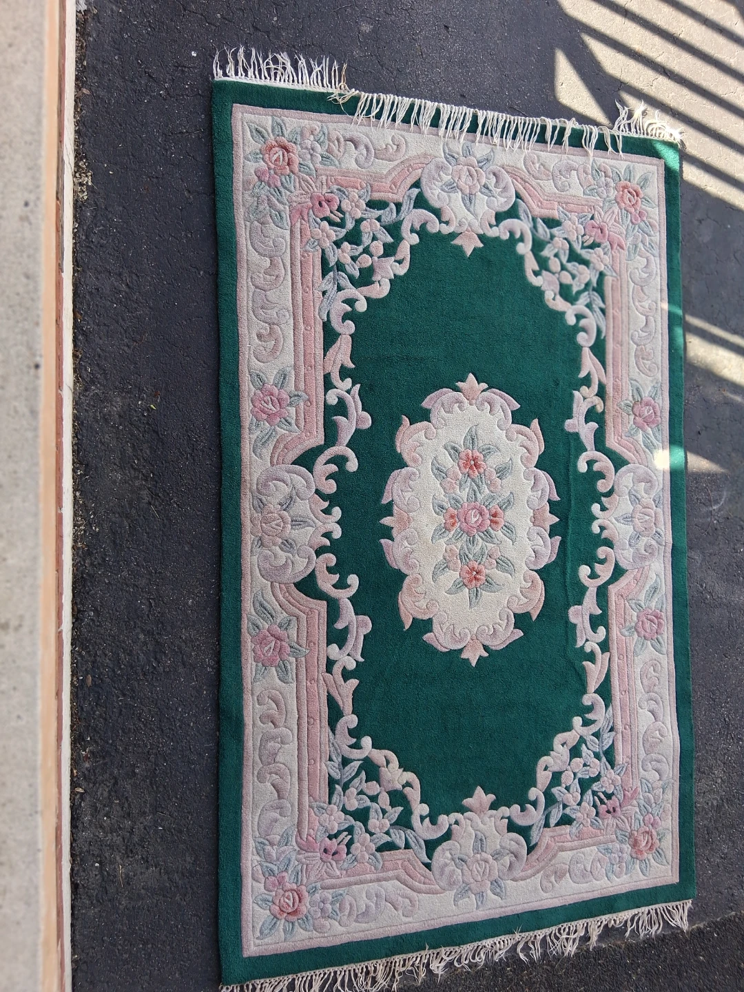 Area Rug with Floral Design