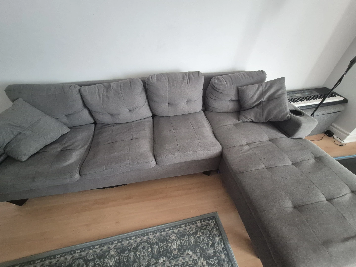 Grey Sectional Sofa with Chaise
