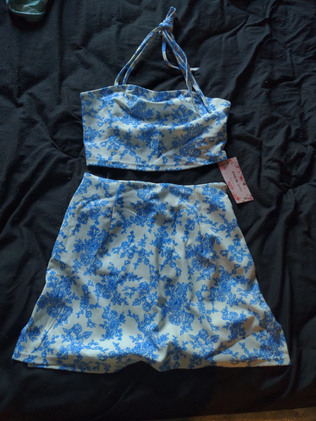 Womens clothing ranging from 3$-10$