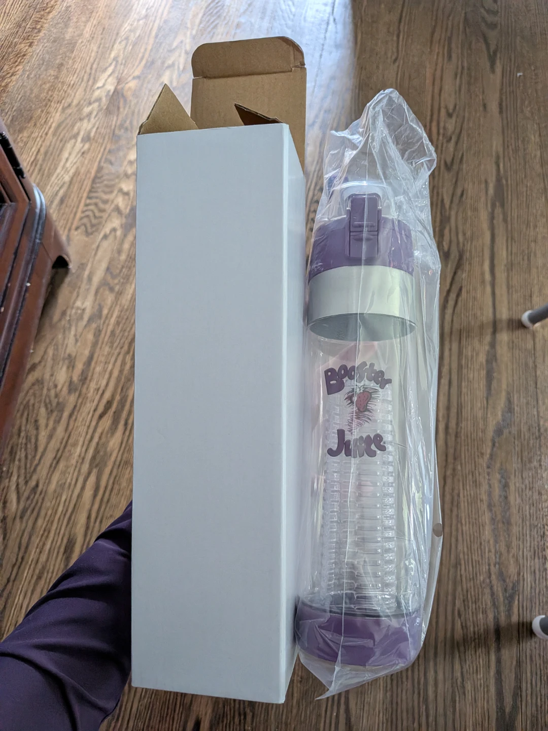 Infuser Water Bottle - brand new in box - photo 2