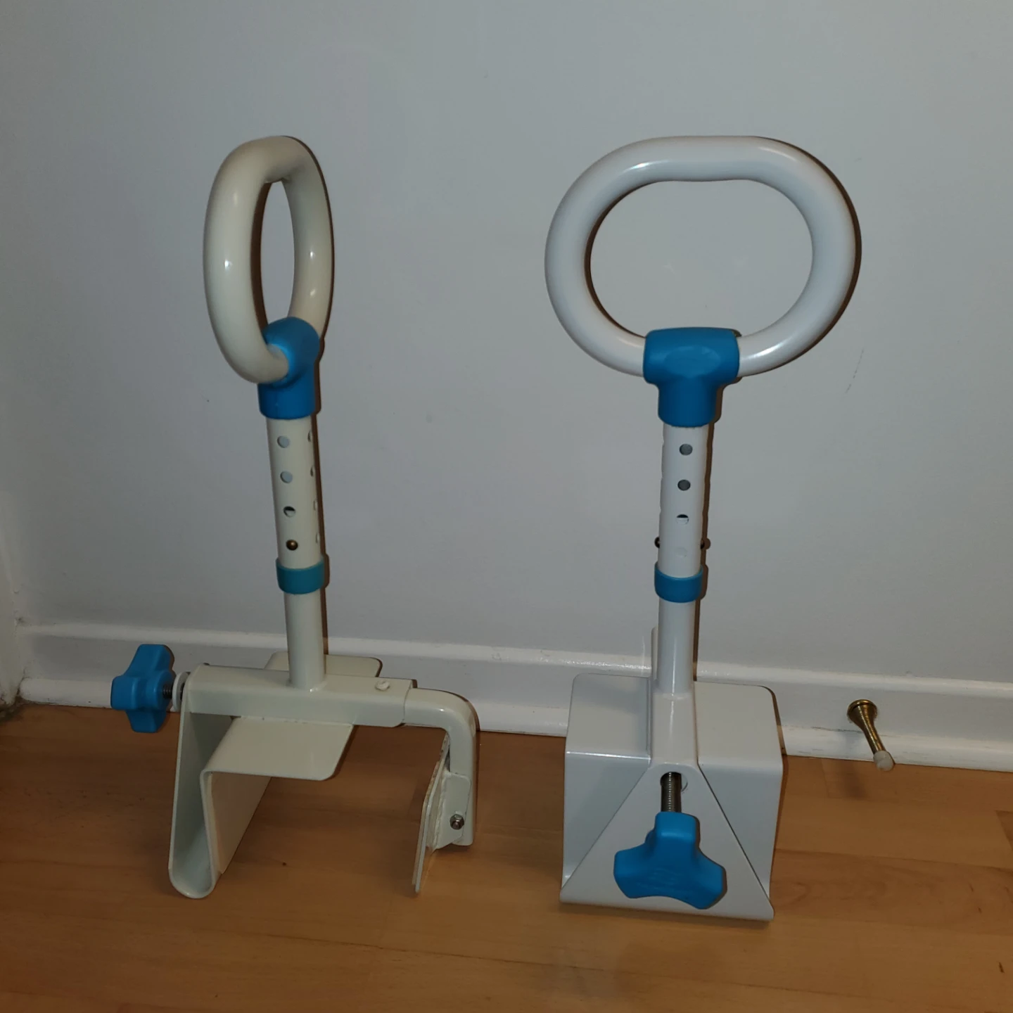 Bathtub Grab Bar Handles - photo 2