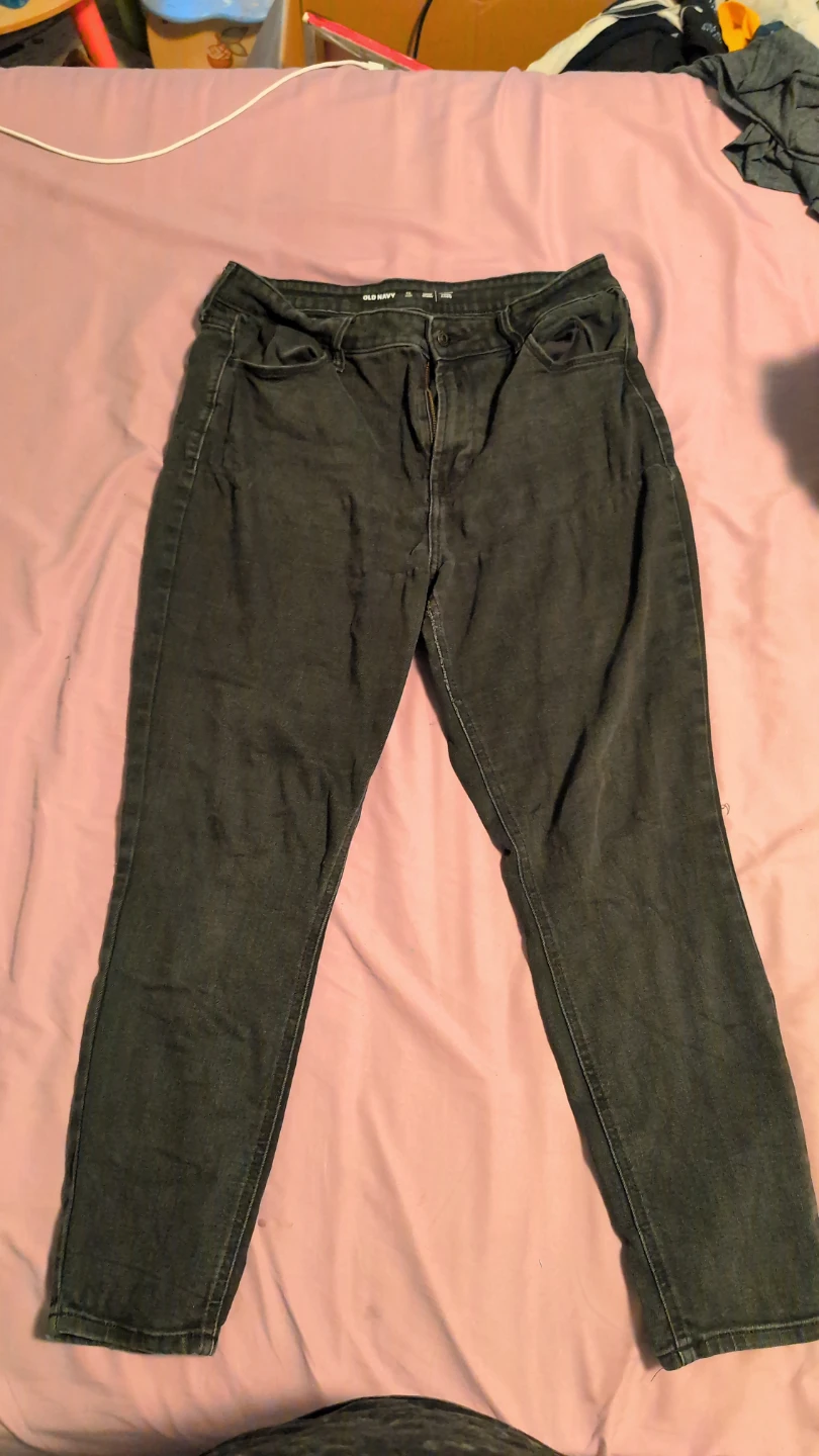 Old Navy Women's Black Skinny- High Rise- Jeans- Short/ Petite - photo 2