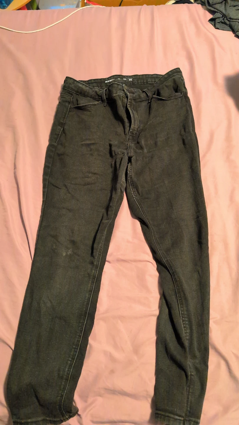 Old Navy Women's Black Skinny- High Rise- Jeans- Short/ Petite - photo 4
