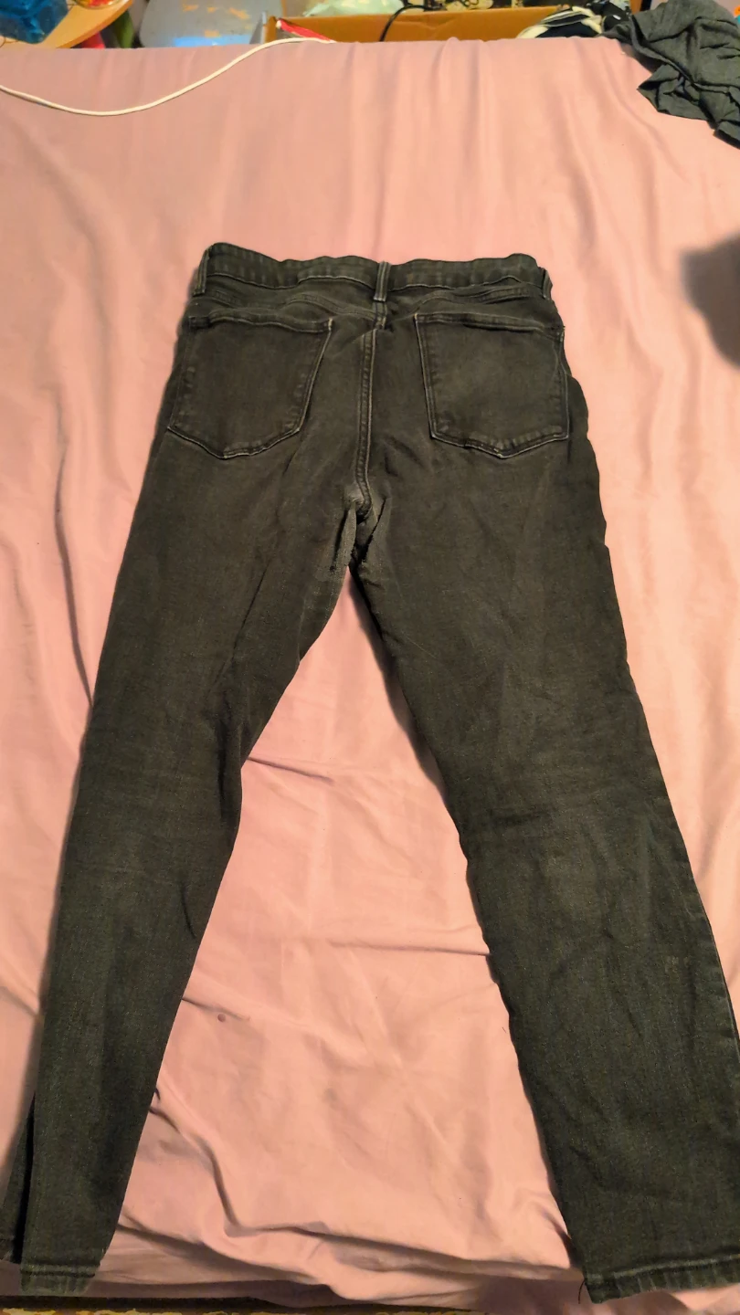 Old Navy Women's Black Skinny- High Rise- Jeans- Short/ Petite - photo 5
