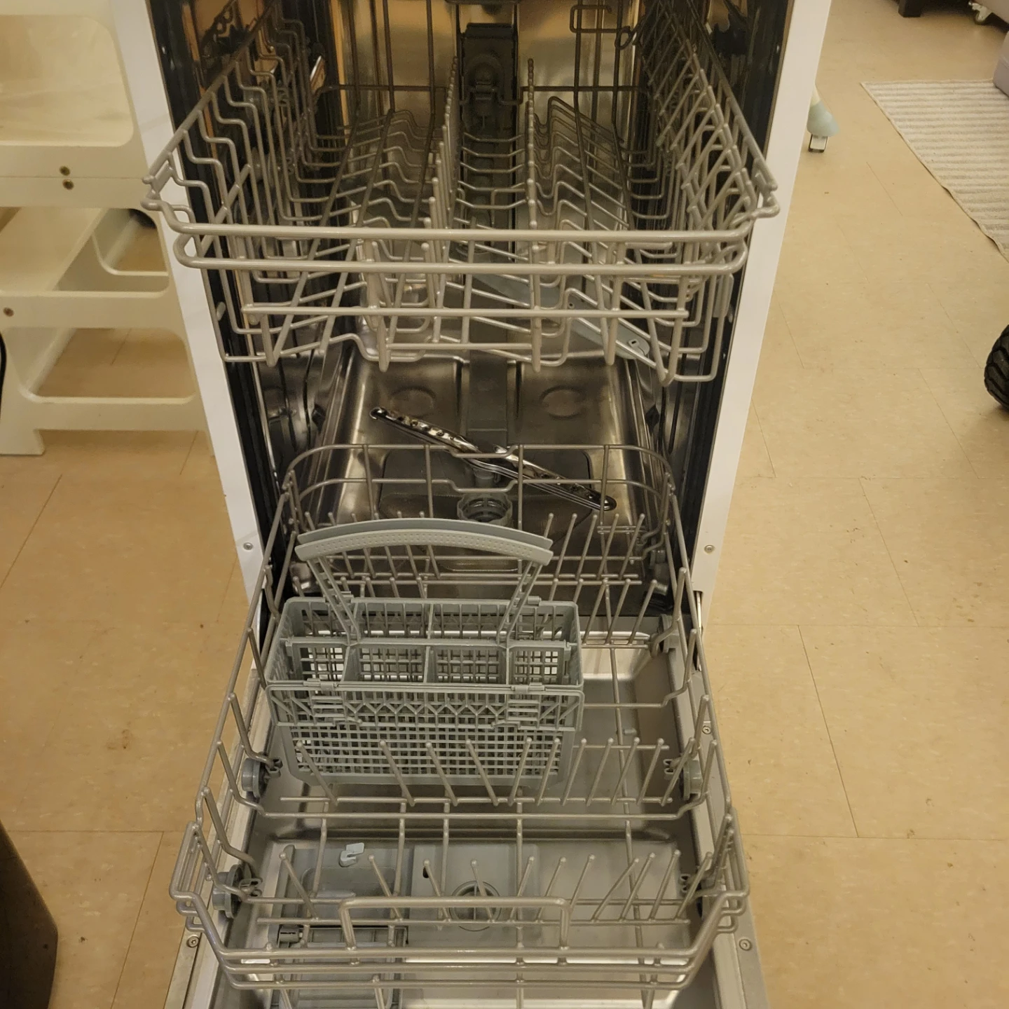Danby 18 inch Portable Dishwasher - White - photo 4
