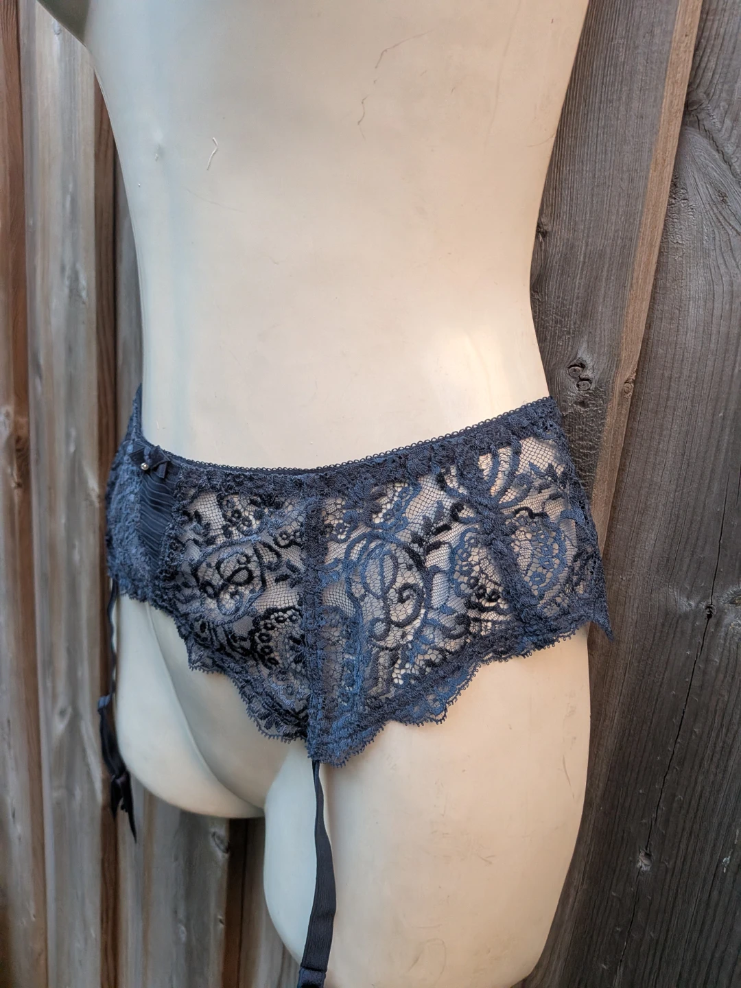 Vintage French Blue Lace Garter Belt size SMALL - photo 2