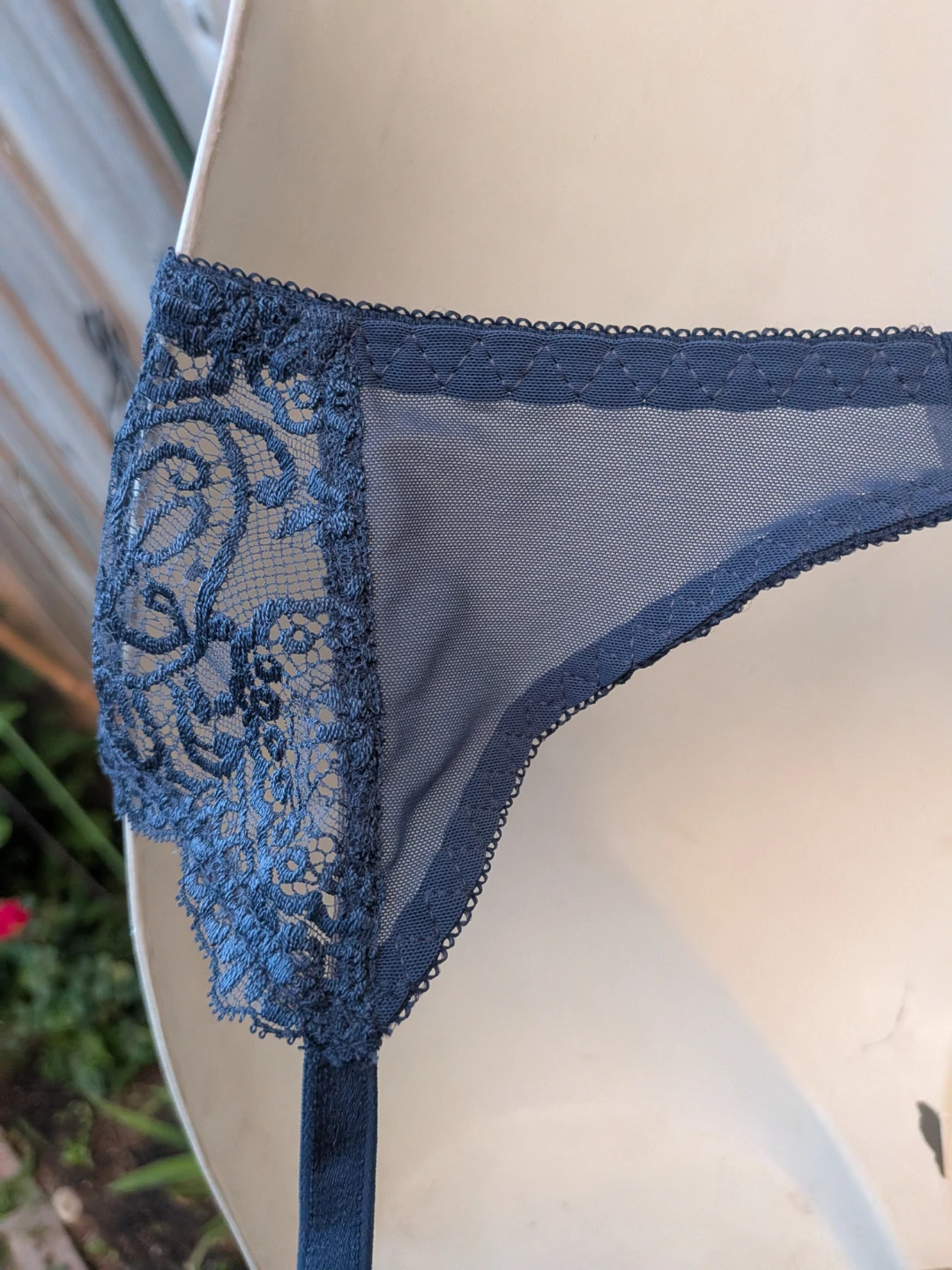Vintage French Blue Lace Garter Belt size SMALL - photo 4