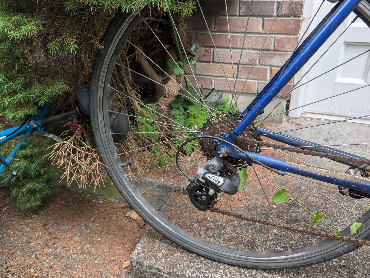 Blue Brodie Hybrid Bike - photo 4