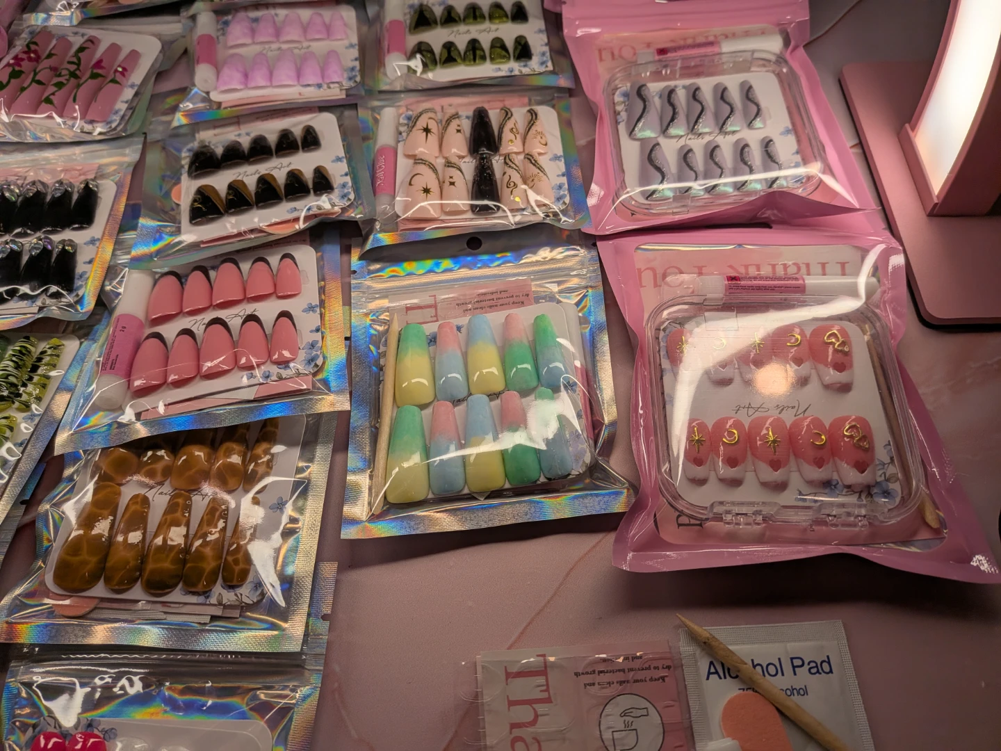 Press-On Nails Set with Glue & Accessories - photo 4