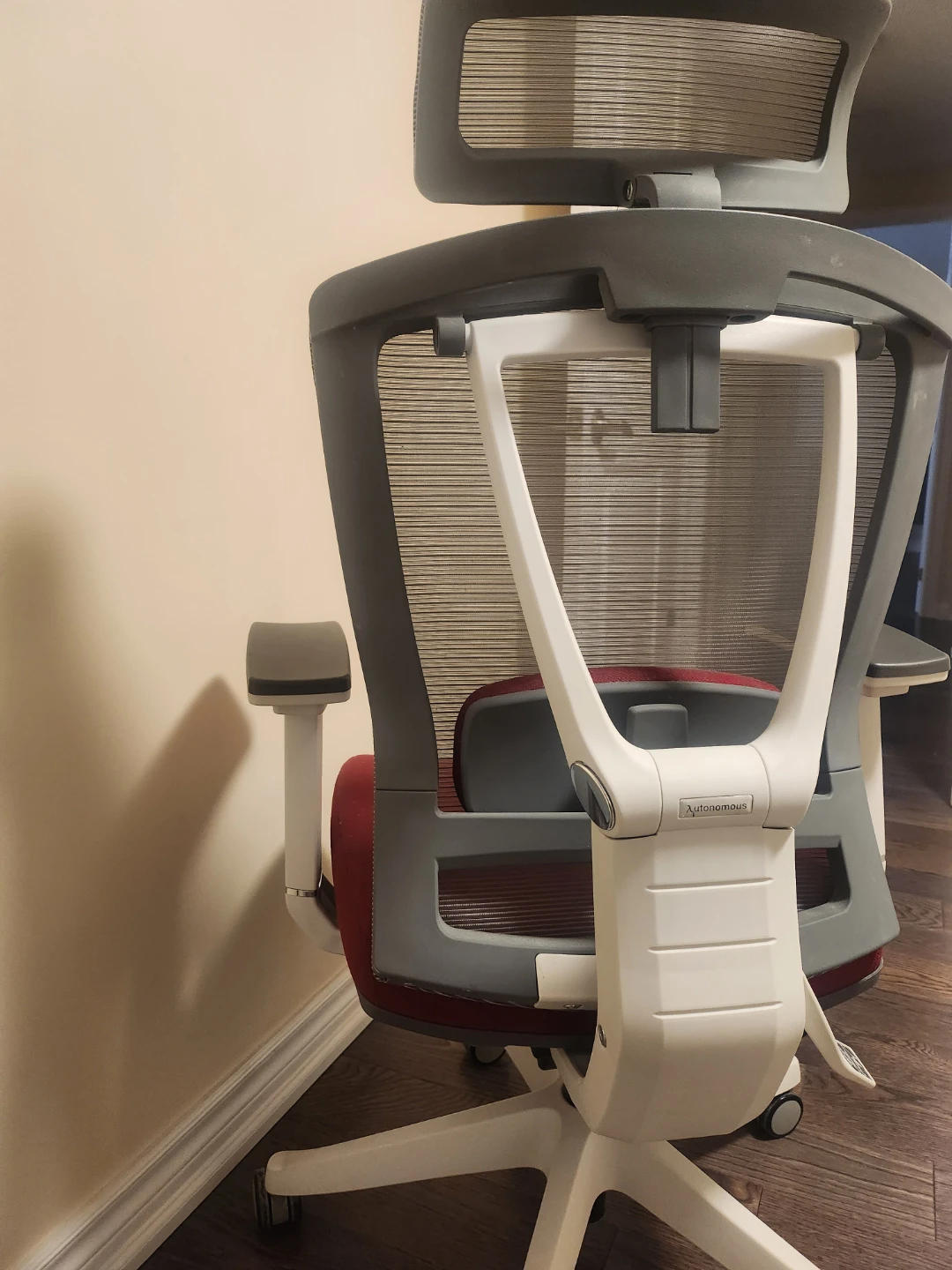 Autonomous Ergonomic Office Chair - photo 3