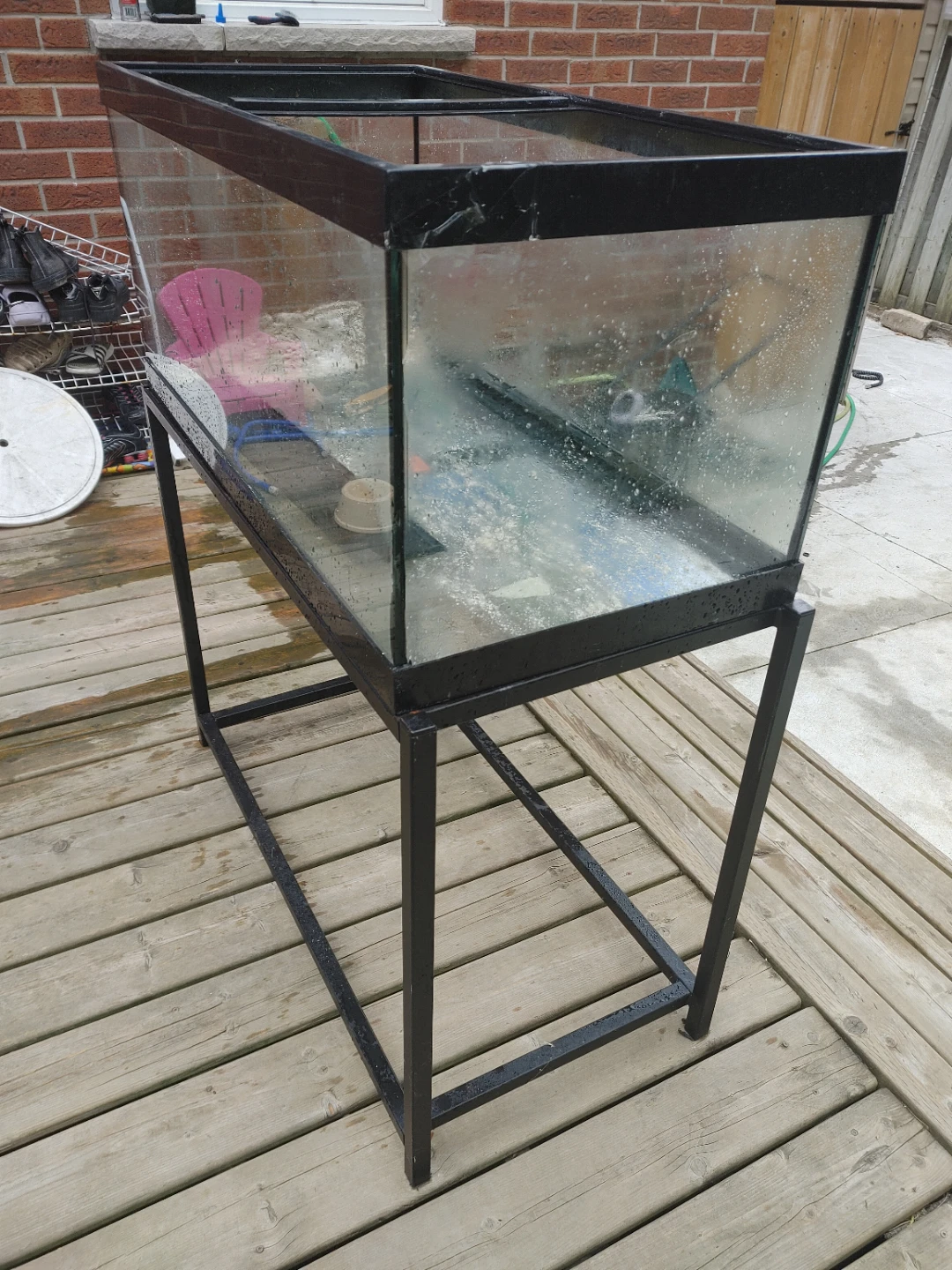 50 gallon Aquarium with stand - photo 2