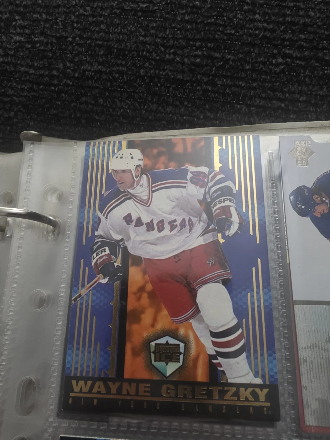 Wayne Gretzky Hockey Cards Collection - photo 3