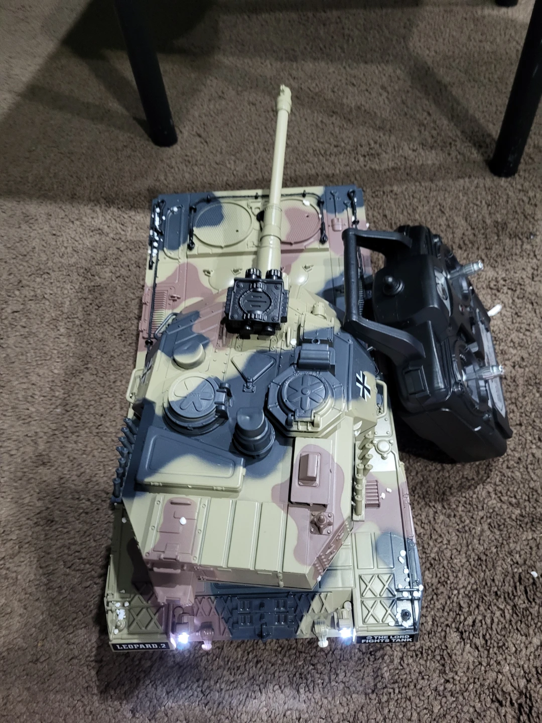 Supdex 1:18 Scale Simulation Remote Control Battle Tank - photo 3