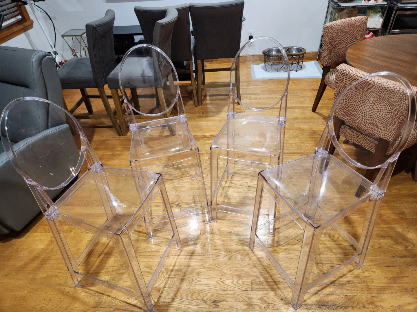 Set of 4 Clear Ghost Chairs