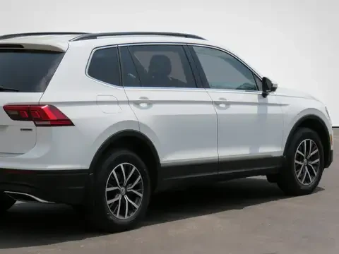 2020 Volkswagen Tiguan Comfortline 7 Seater Panoramic - photo 4