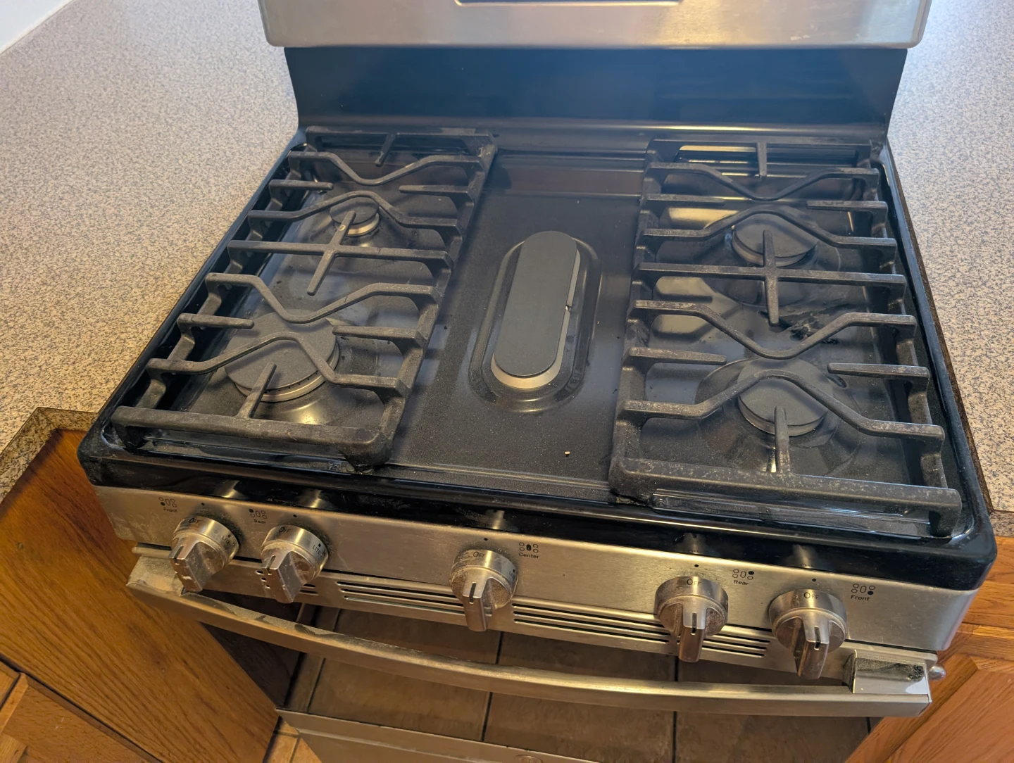 GE Appliances Gas Range JGB66REK6SS - photo 4
