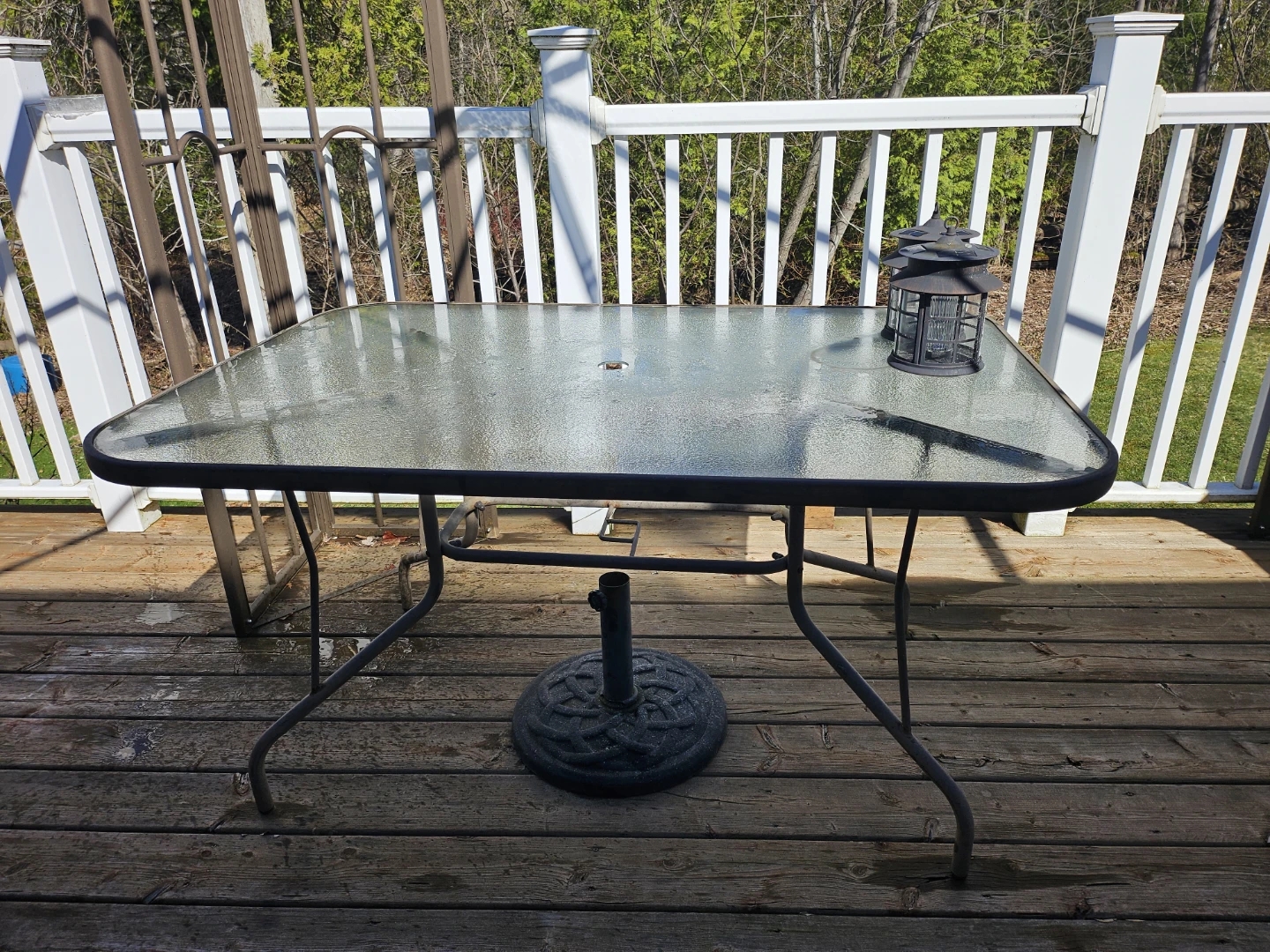 Outdoor Patio Table and chairs