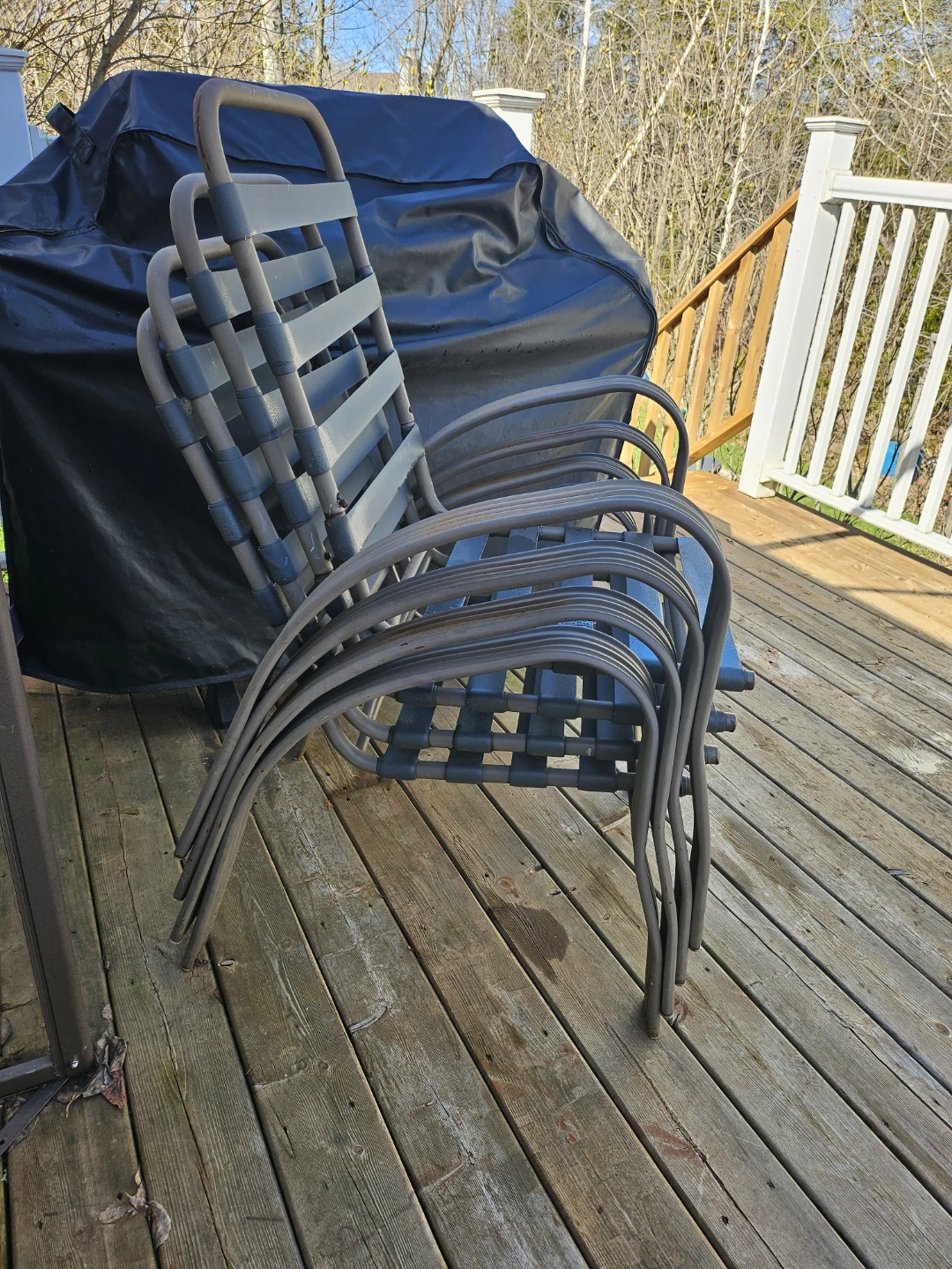 Outdoor Patio Table and chairs - photo 2