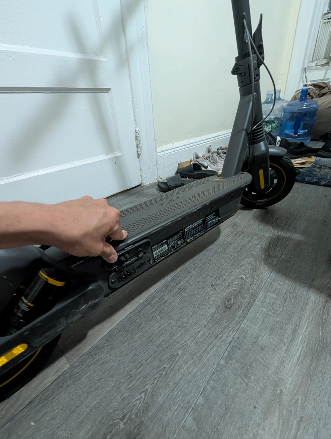 Segway Ninebot G2 Electric KickScooter - photo 2