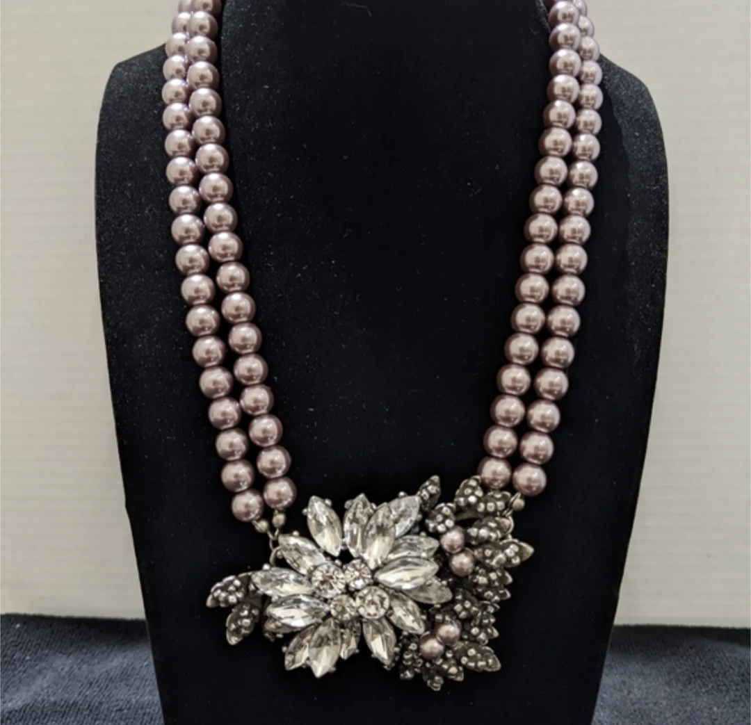 Pearl and Crystal Flower Necklace