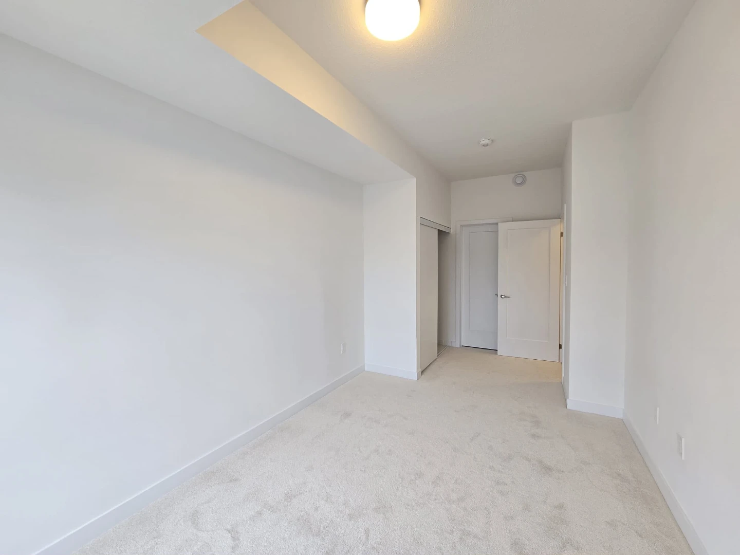 Kitchener home for rent - photo 2