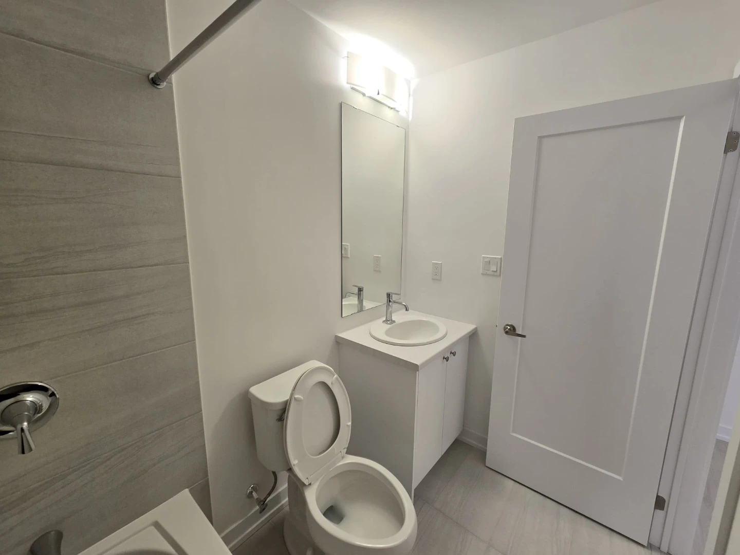 Kitchener home for rent - photo 5