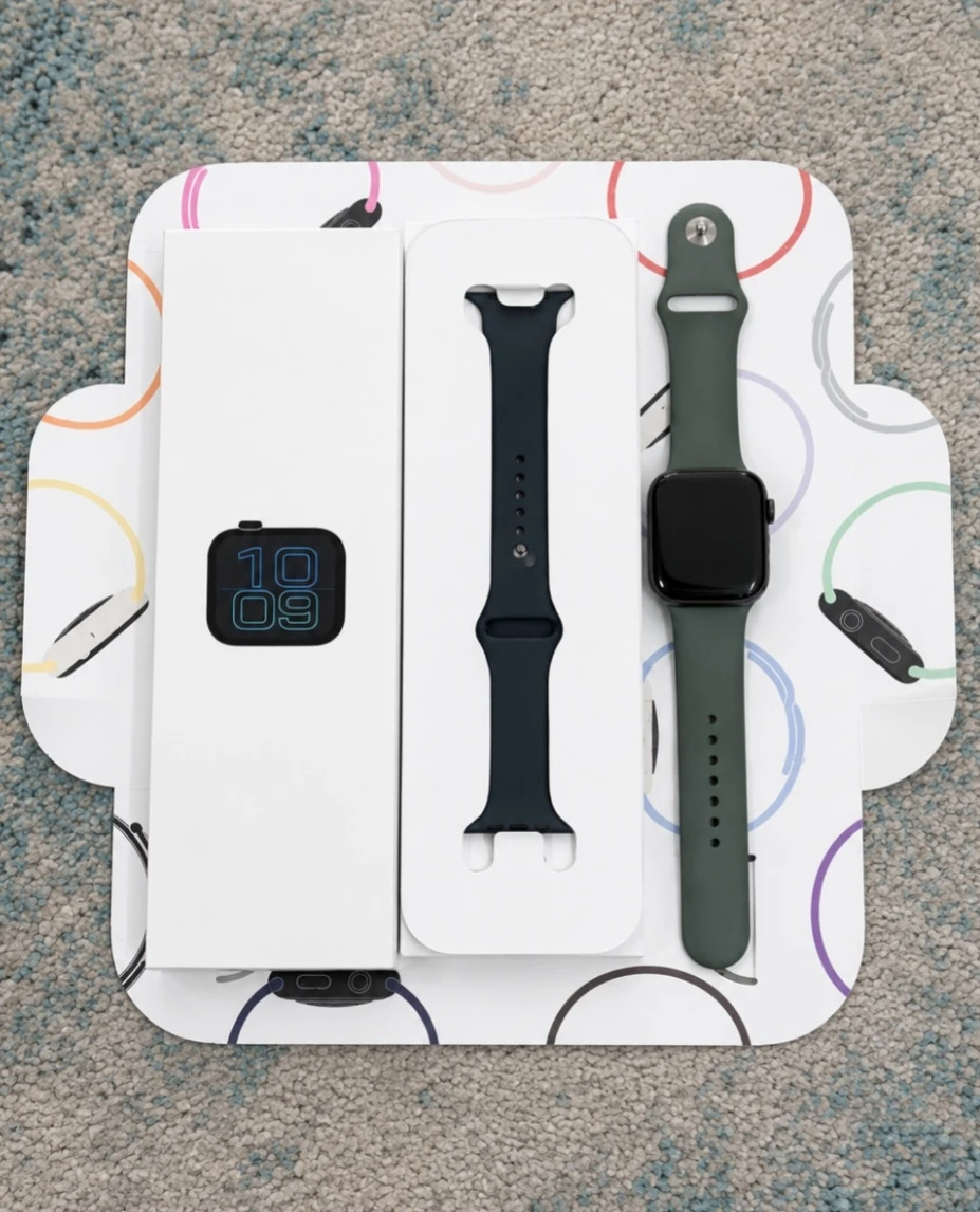 Apple watch SE 3 (brand new)