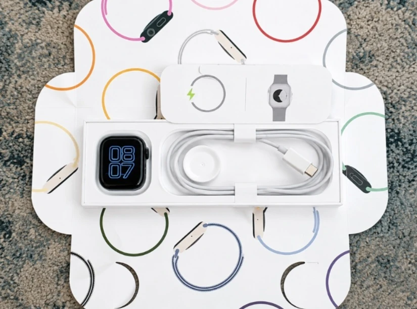 Apple watch SE 3 (brand new) - photo 2