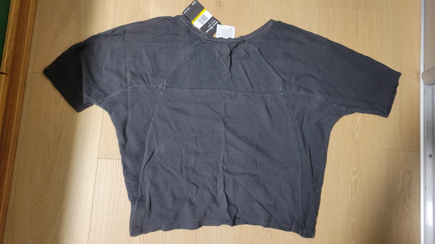 DKNY Jeans Women's Grey Knit Top Size M - photo 3