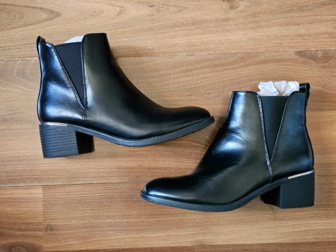 Black Ankle Boots - photo 3