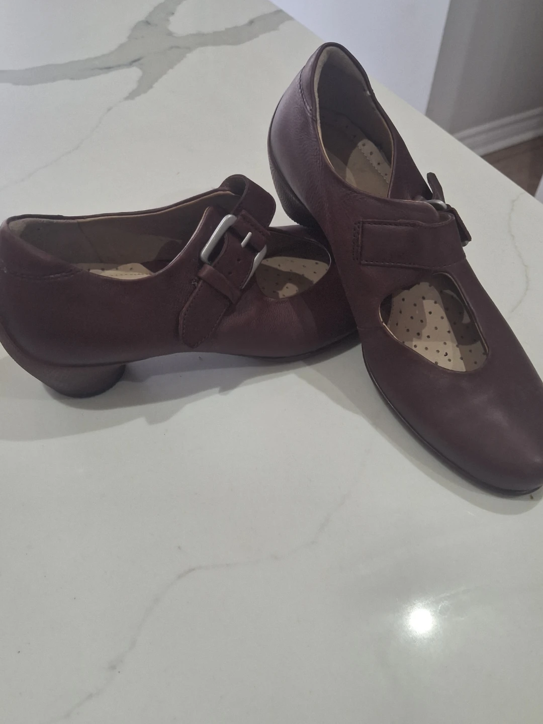 ECCO Burgundy Leather Mary Jane Shoes - photo 3
