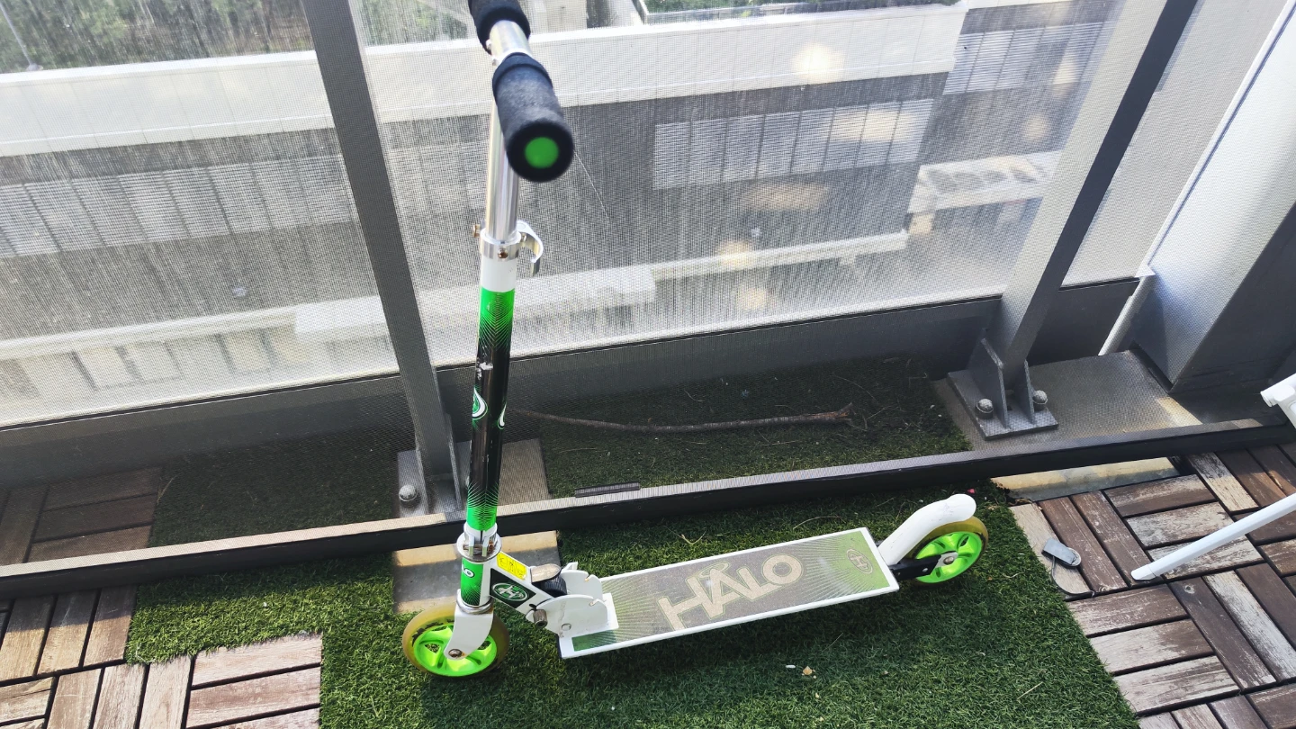 Halo Folding Scooter - Green - photo 5