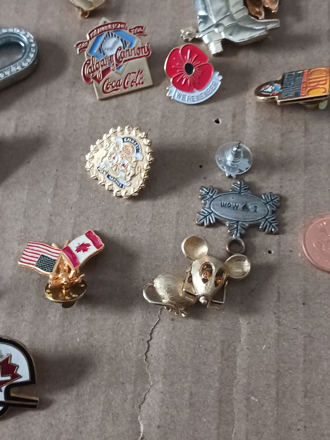 Assorted Lapel Pins - photo 5