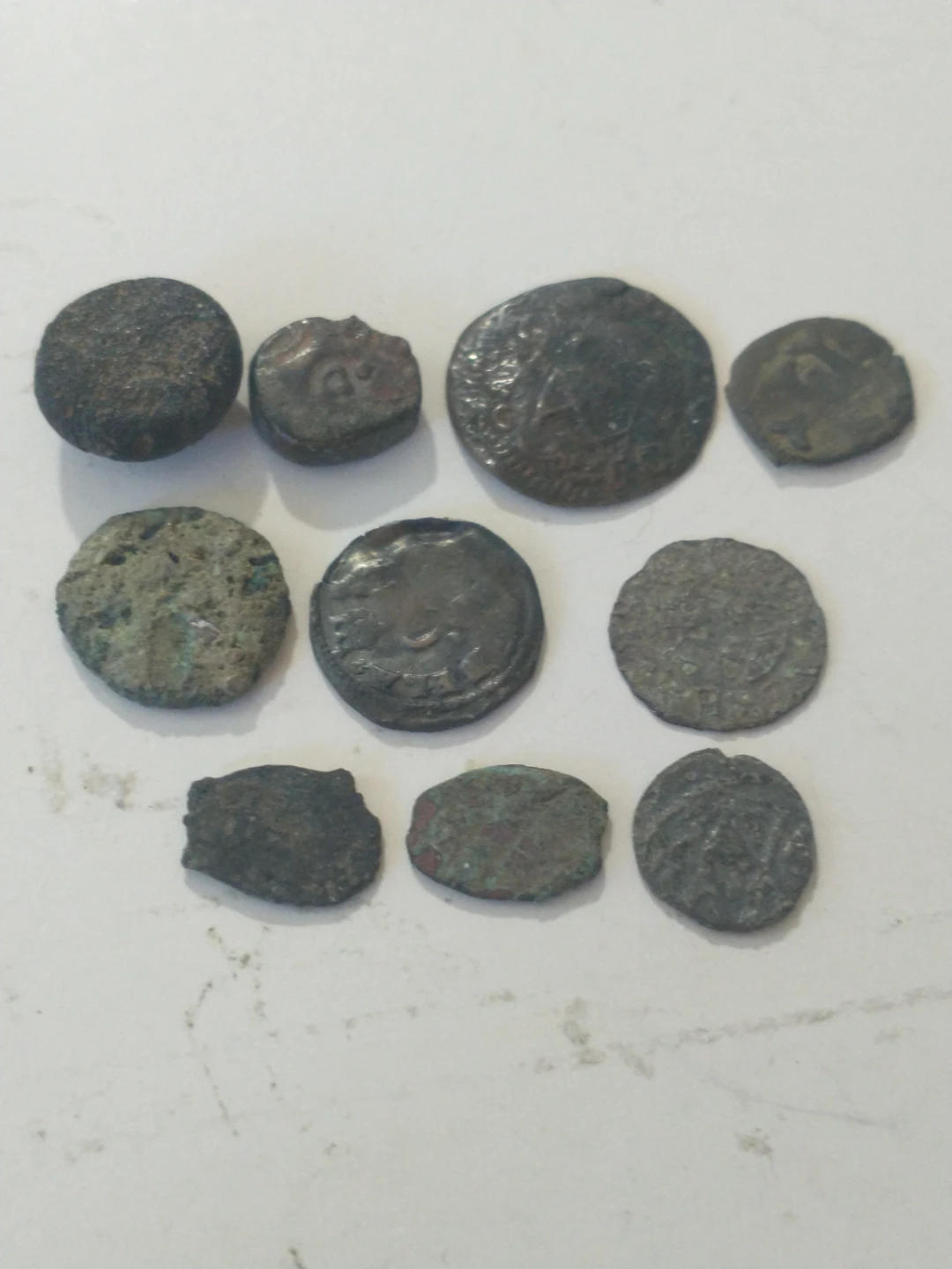 10 unidentified ancient and medieval coins, low end - photo 4
