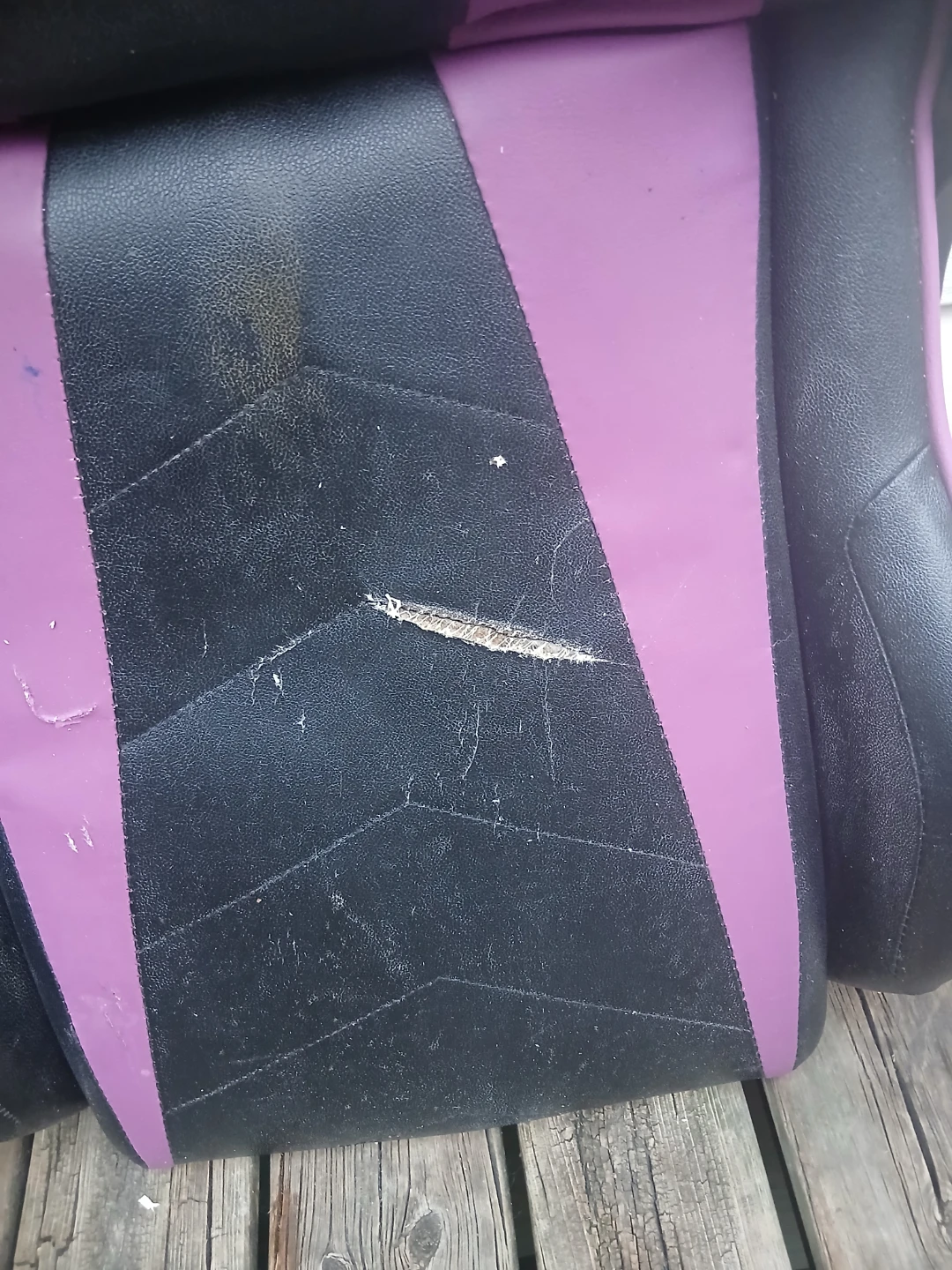 GT Omega Gaming Chair - Black & Purple - photo 2