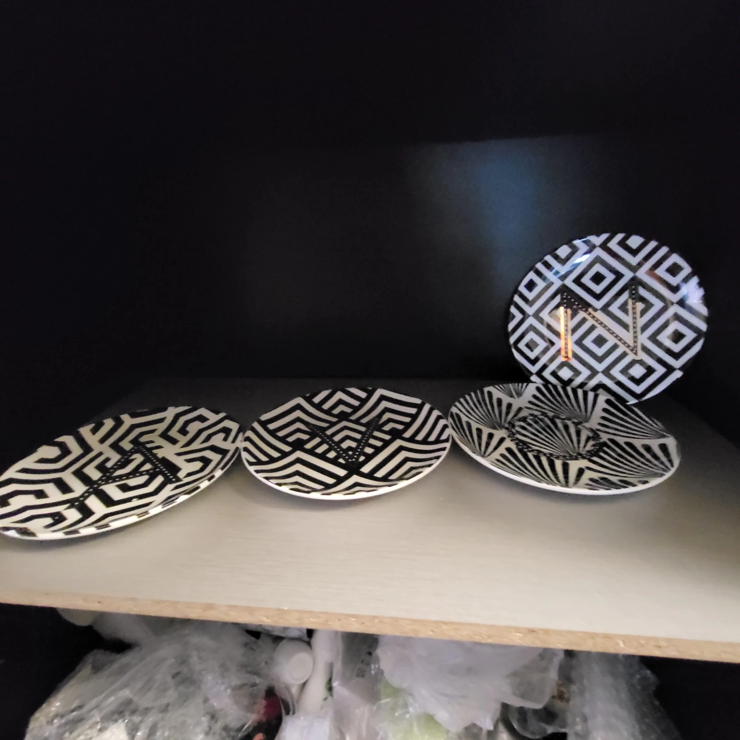 Avon Canada Plates - Set of 4