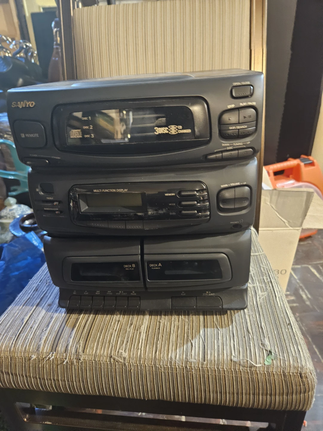 Sanyo Stereo System with CD Changer and Dual Cassette Decks - photo 2