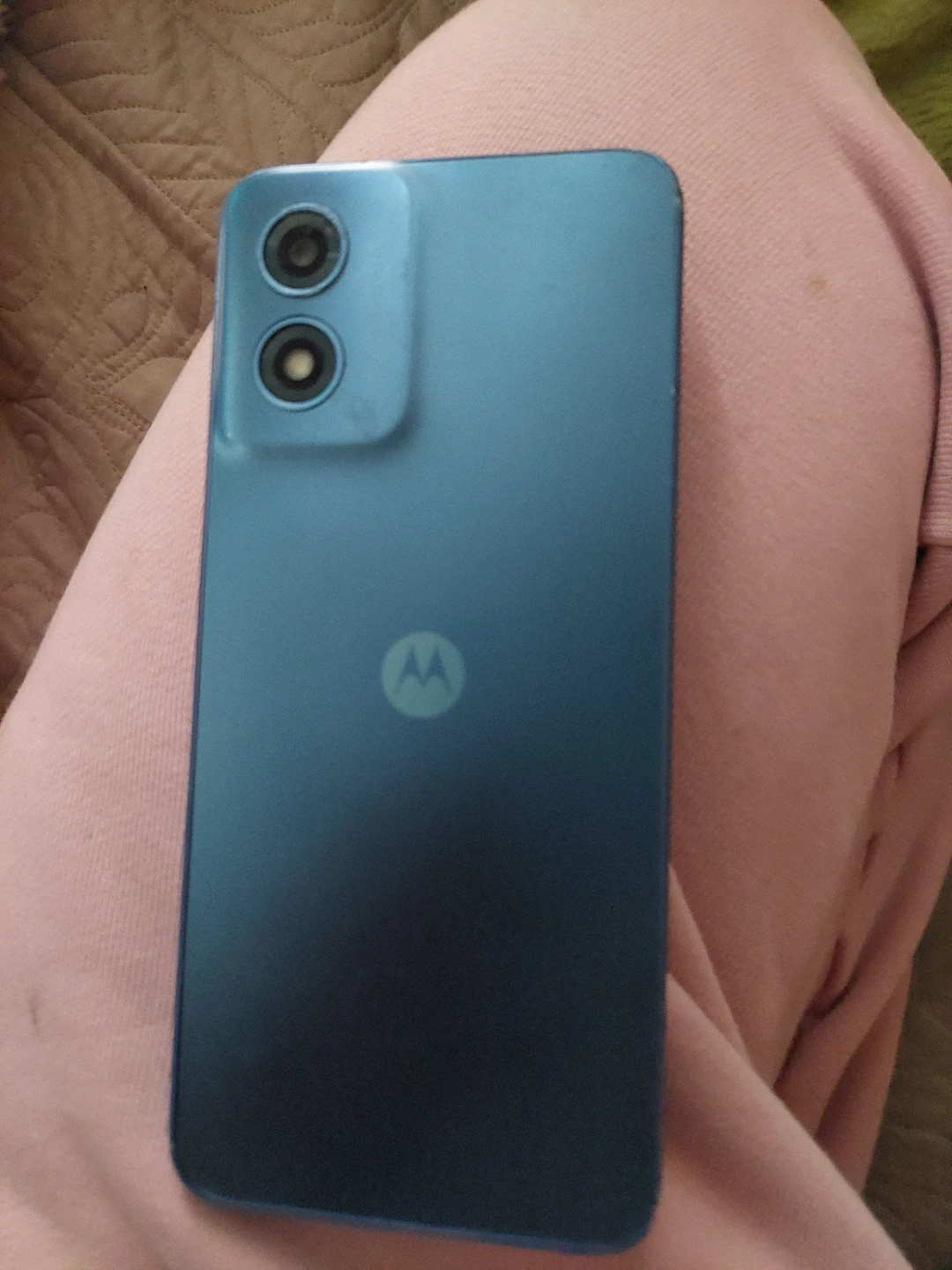 Blue Motorola Smartphone - photo 2