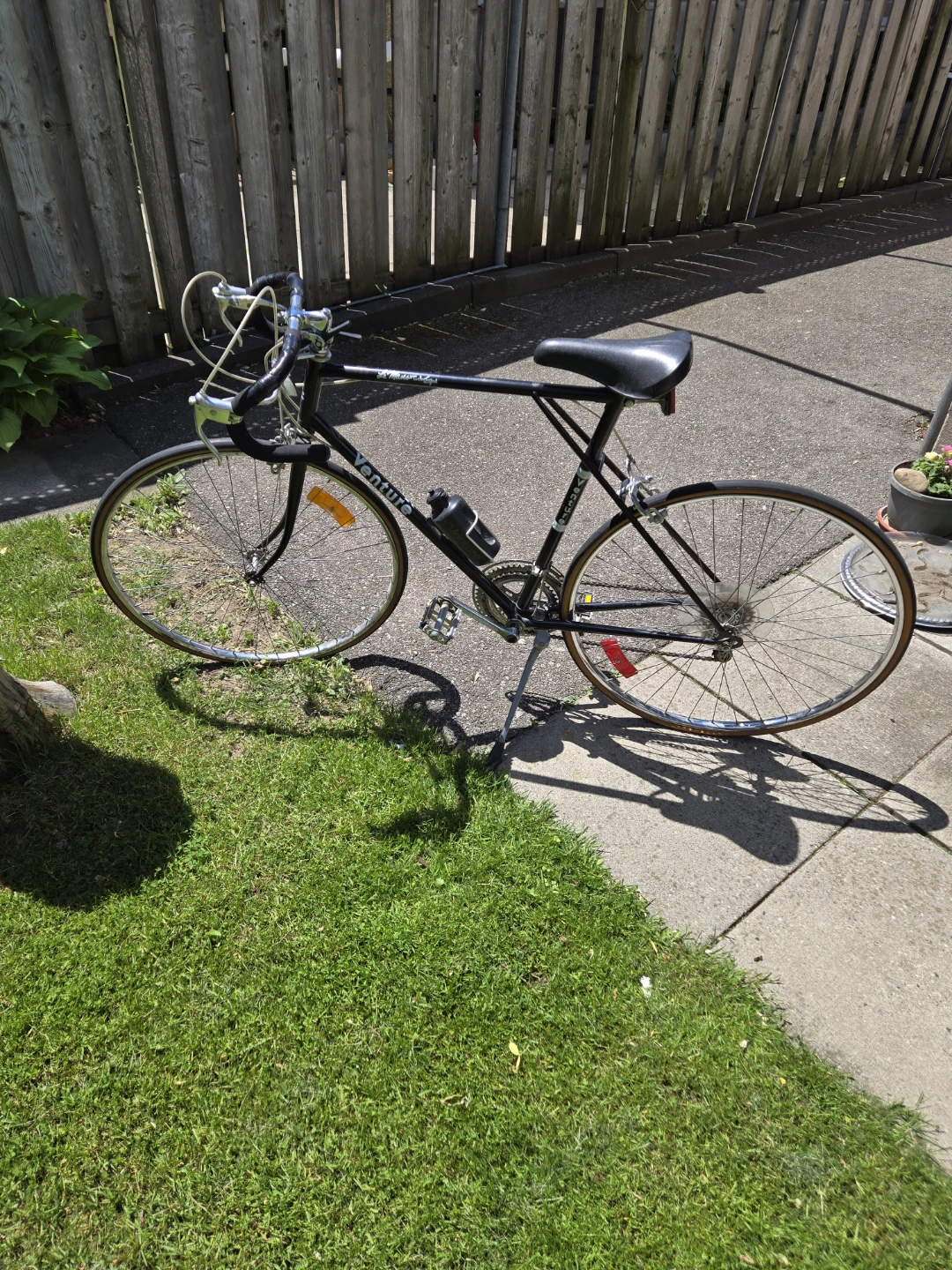 Venture Road Bicycle - photo 2