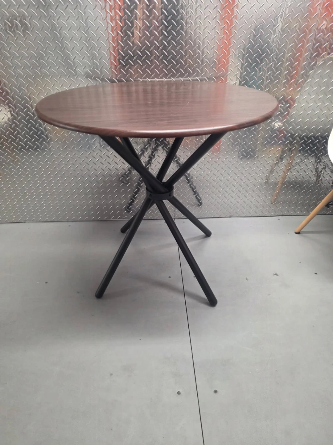 31.5" Round Mid-Century Bistro Dining Table - Metal Base