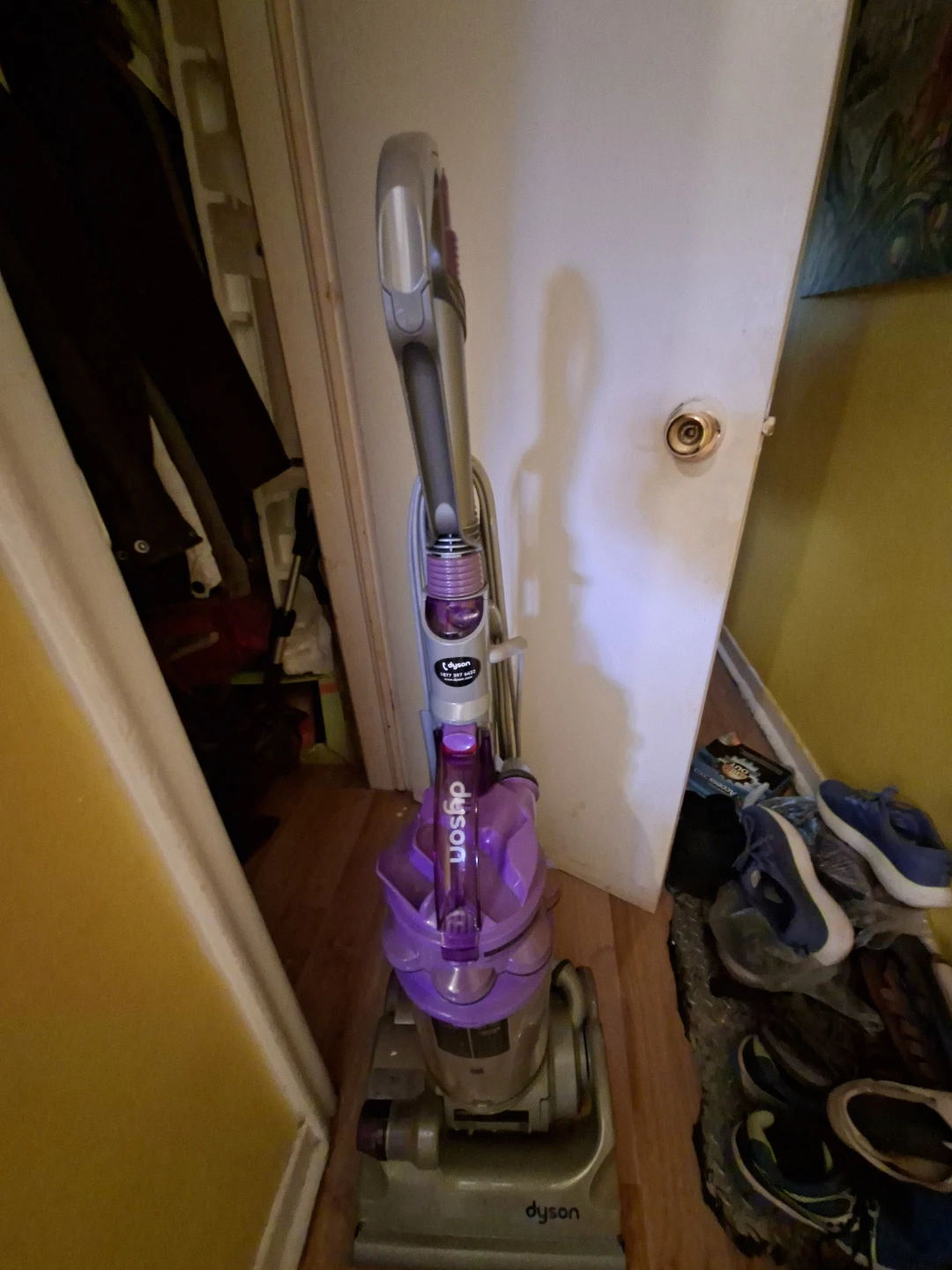 DYSON Purple Vacuum Cleaner - photo 2