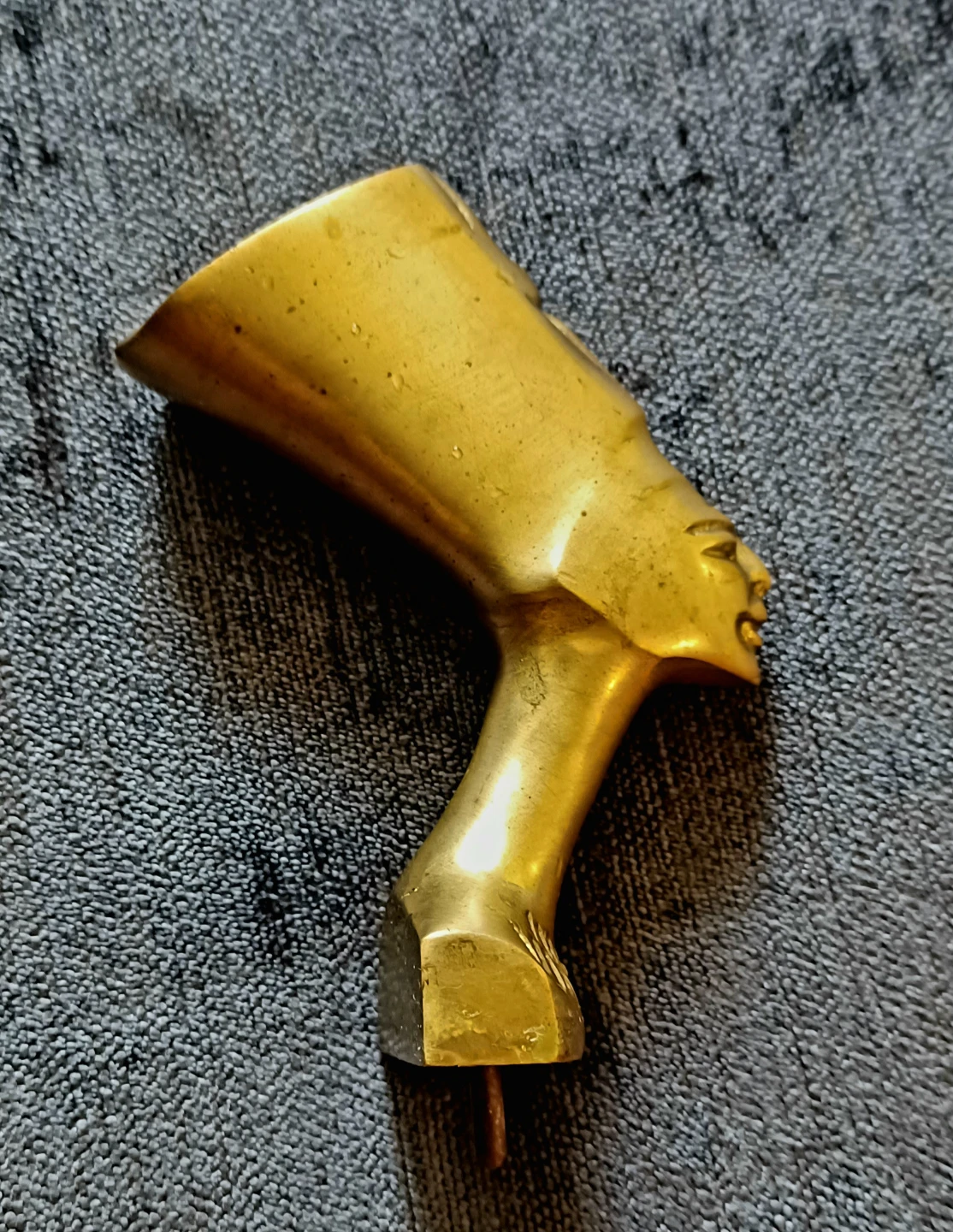 Brass Nefertiti Bust Figurine - photo 2