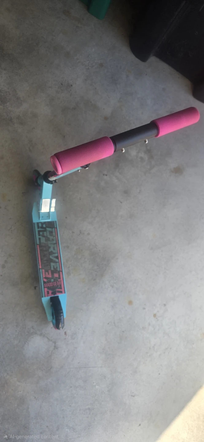 Maddo Gear Teal and Pink Scooter - photo 3