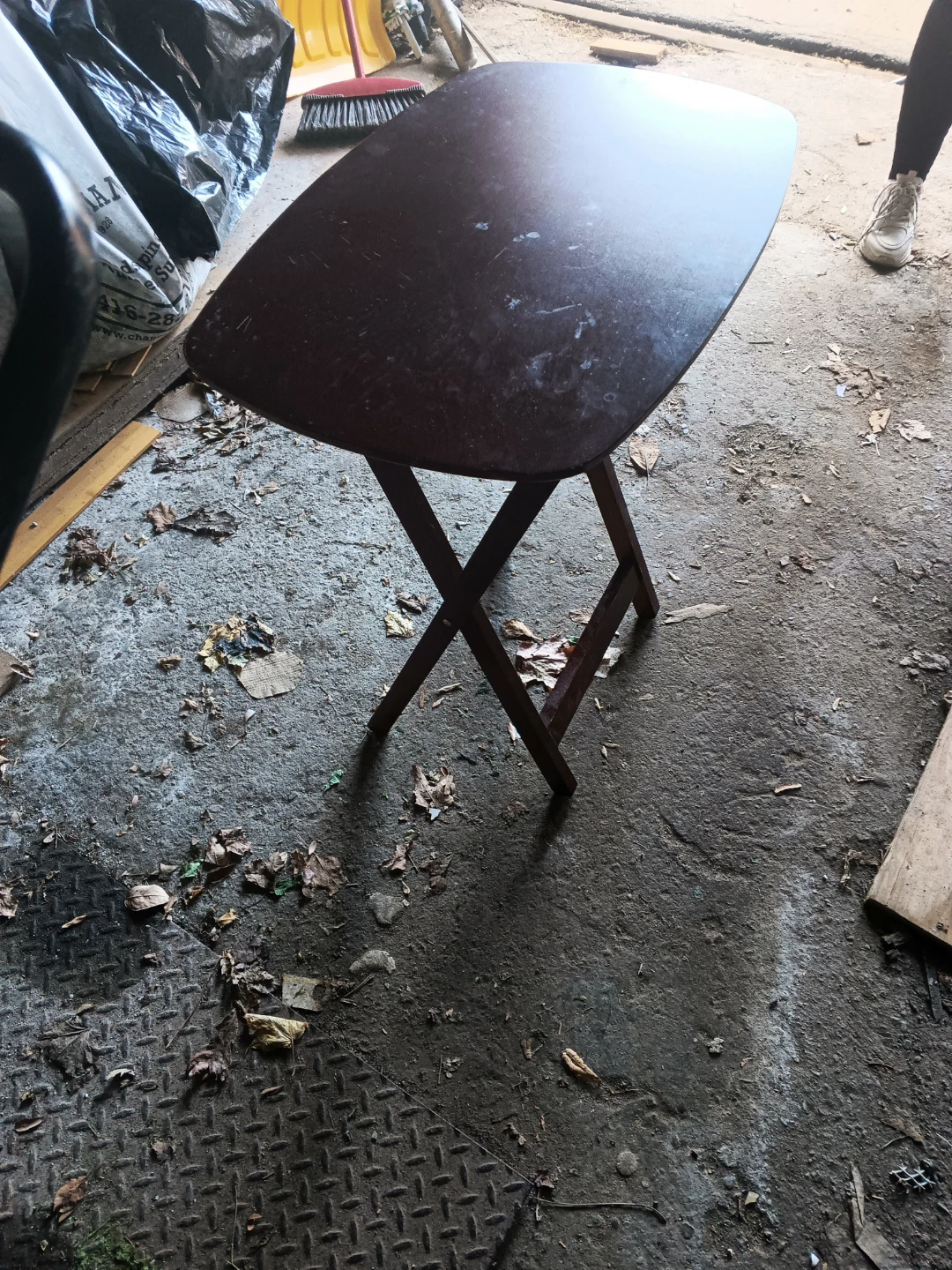 Wooden Folding Side Table - photo 2