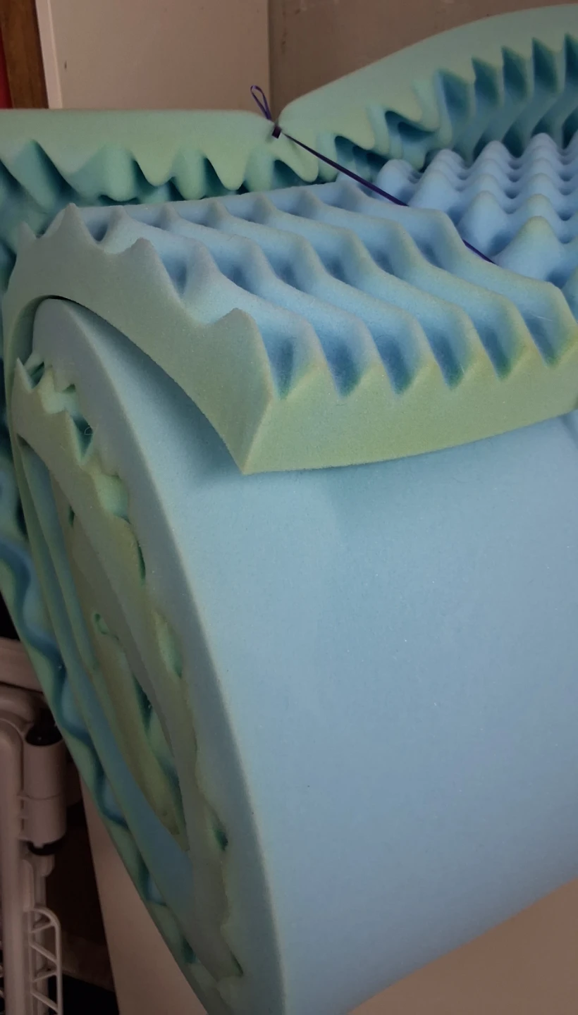 King Size 2" Memory Foam Mattress Topper - photo 3