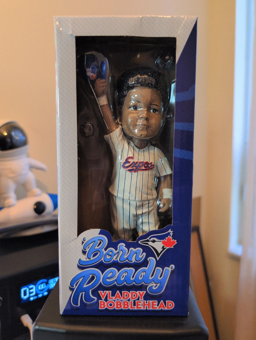 Vladimir Guerrero Jr. "Born Ready" Bobblehead - photo 5