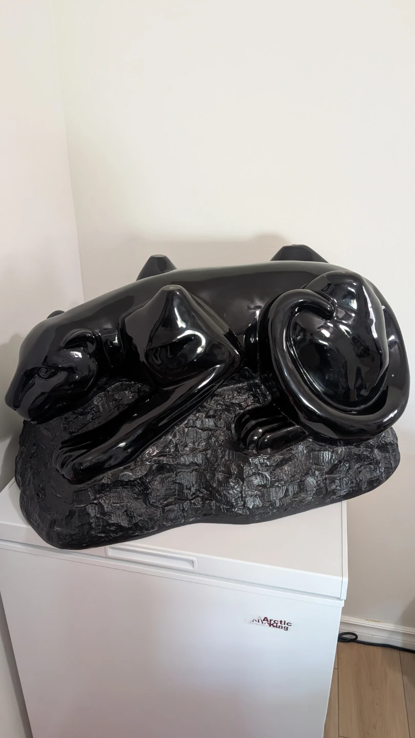 Black Panther Sculpture table